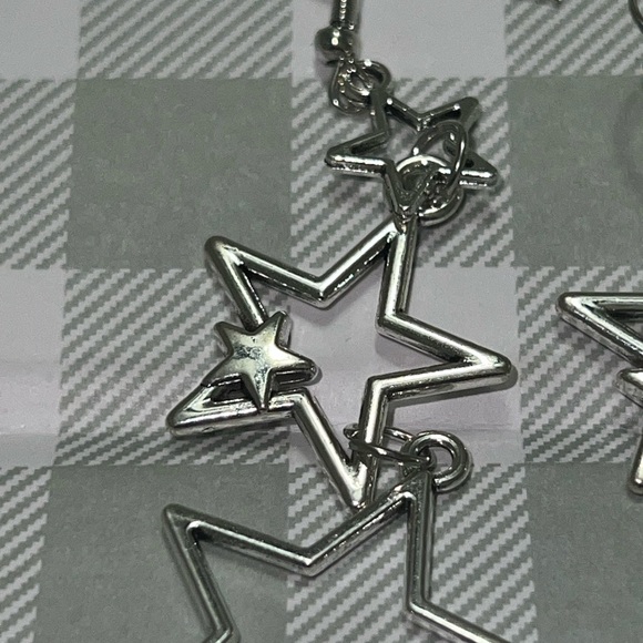 Silver Star Dangle Earrings - Picture 4 of 5